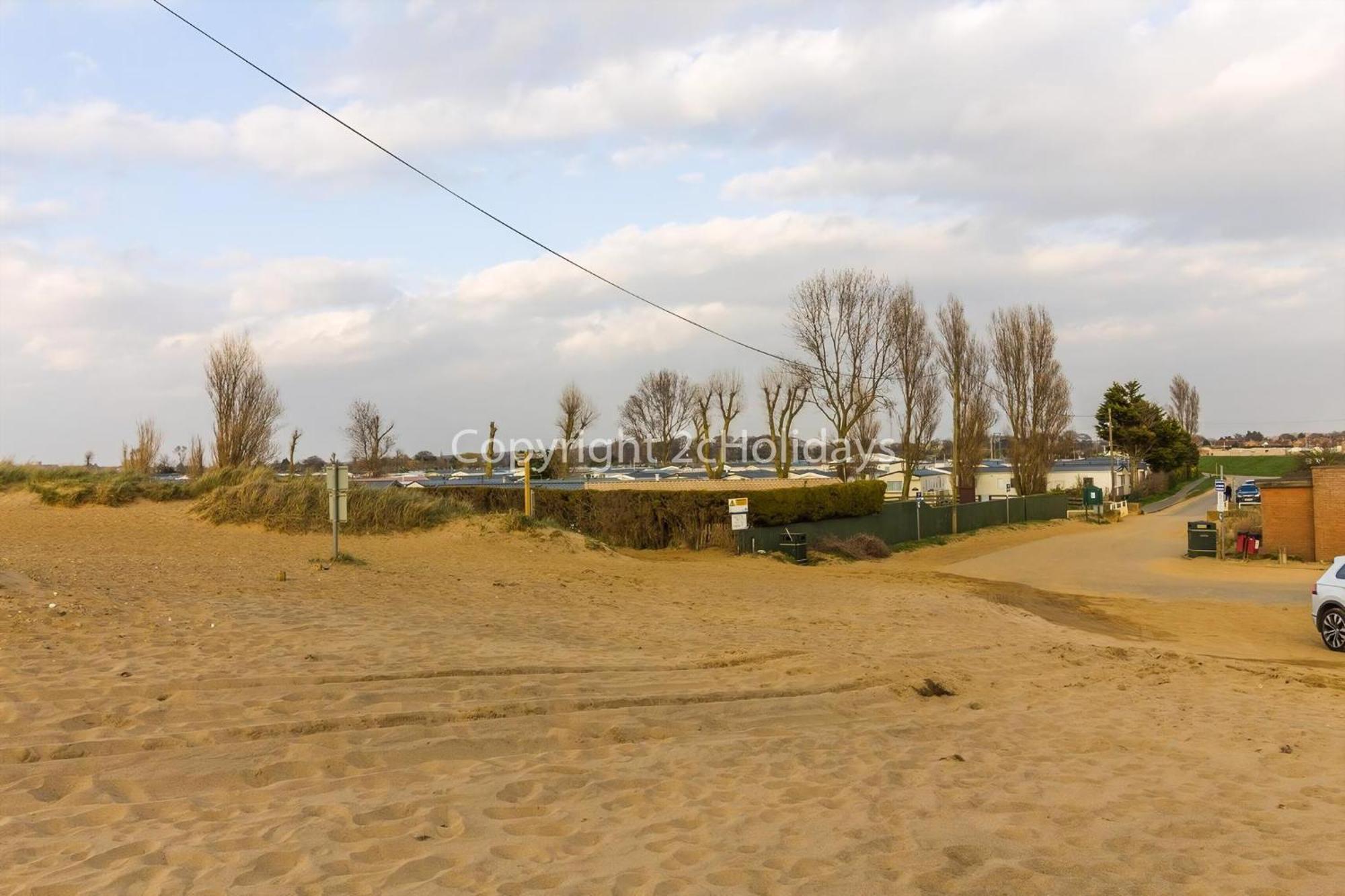 6 Berth Caravan For Hire By The Beach In Heacham, Norfolk Ref 21038C Kültér fotó
